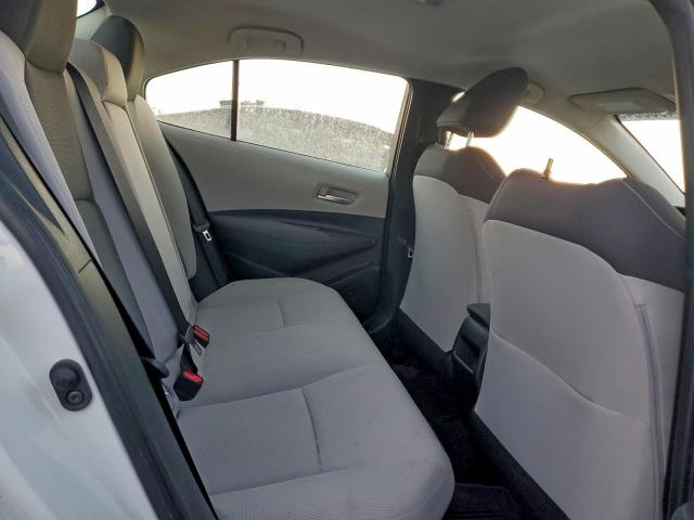 Toyota Corolla Le Image 6