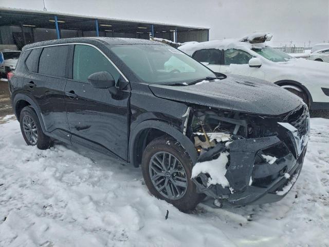 Nissan Rogue S Image 4