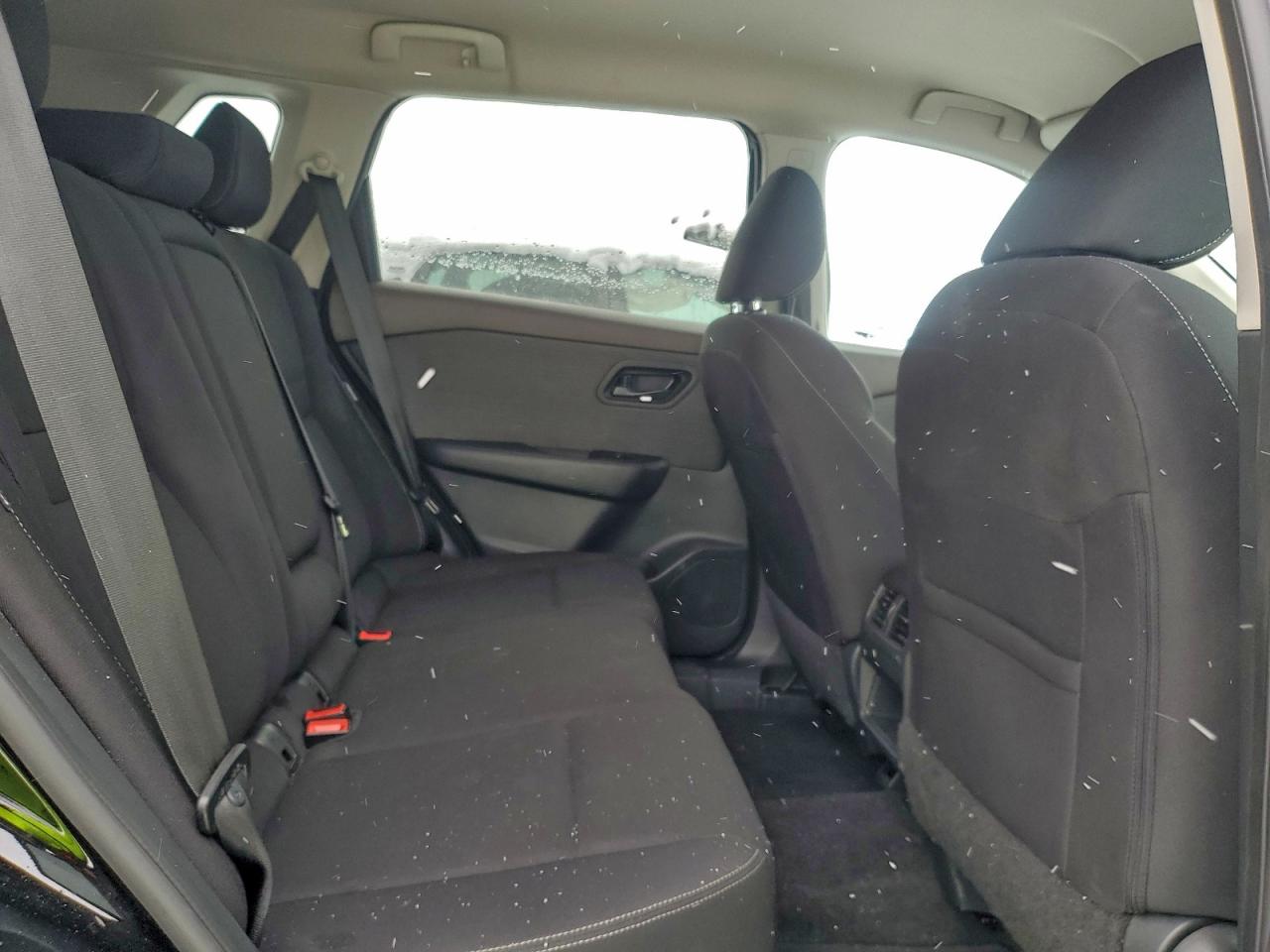 Nissan Rogue S Image 13