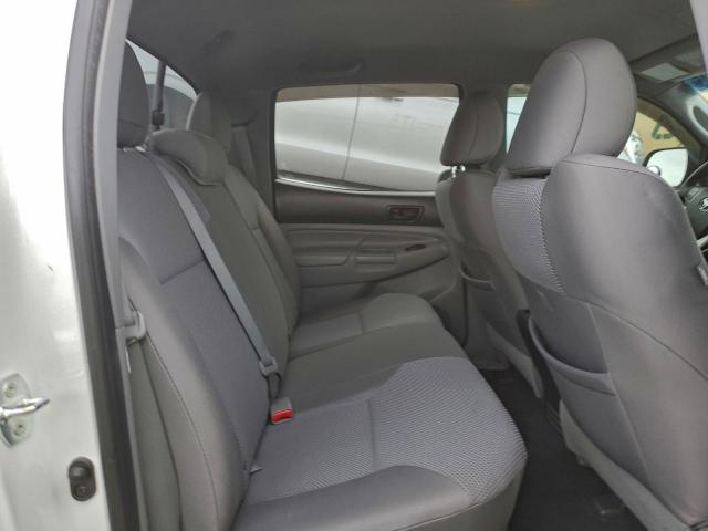 Toyota Tacoma Double Cab Image 9