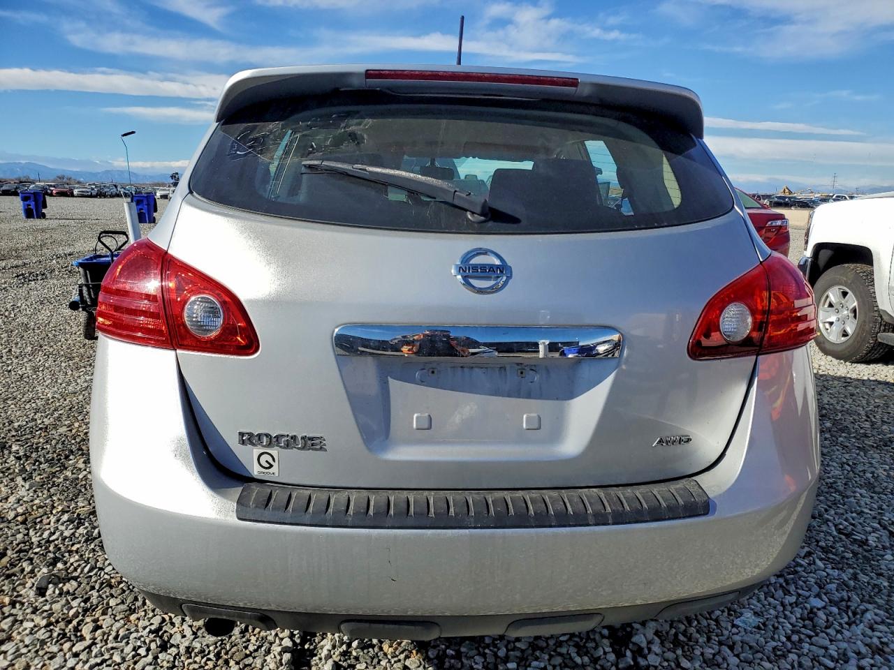 Nissan Rogue S Image 6