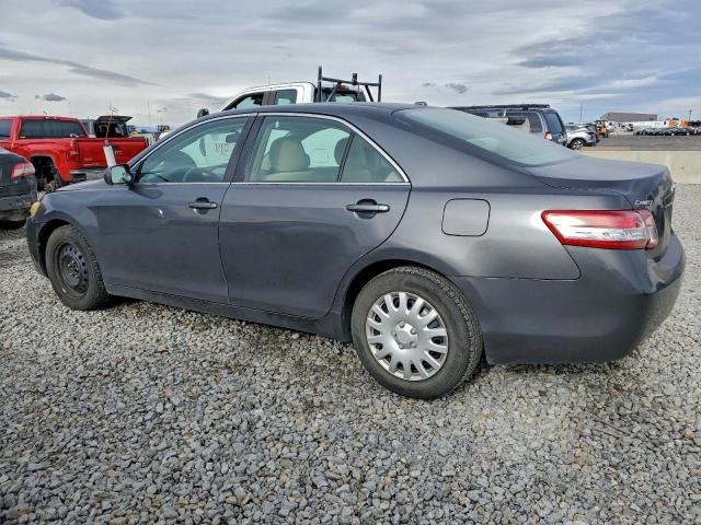 Toyota Camry Base Image 11