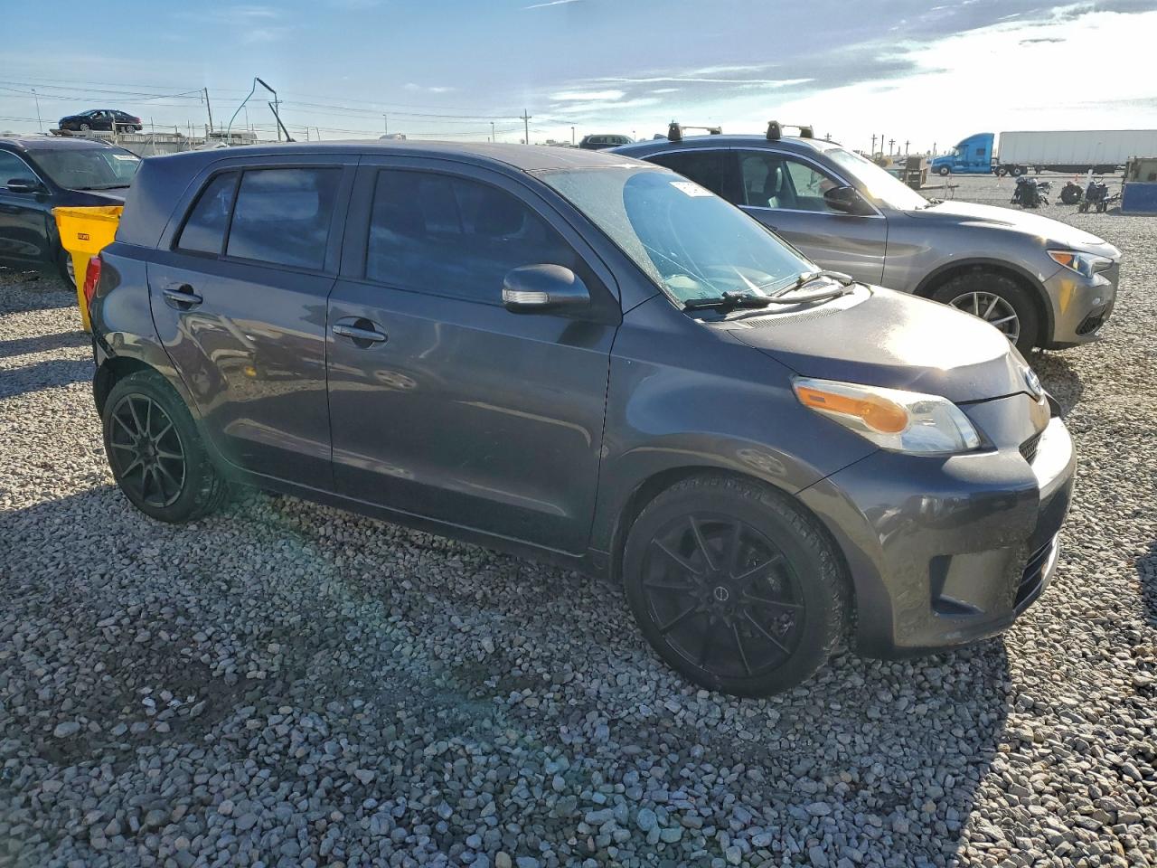 Toyota Scion Image 4