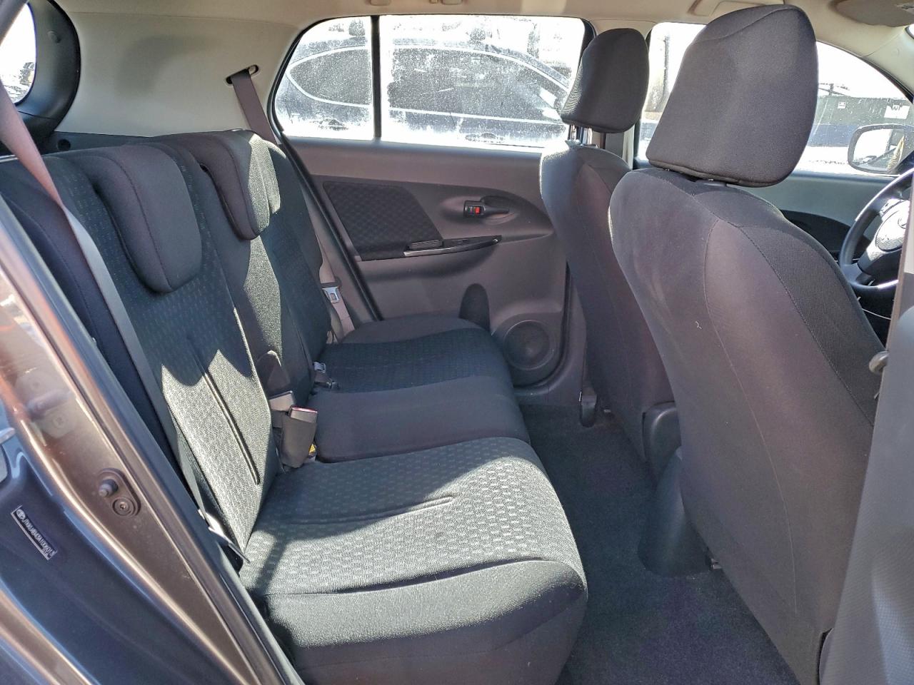 Toyota Scion Image 3