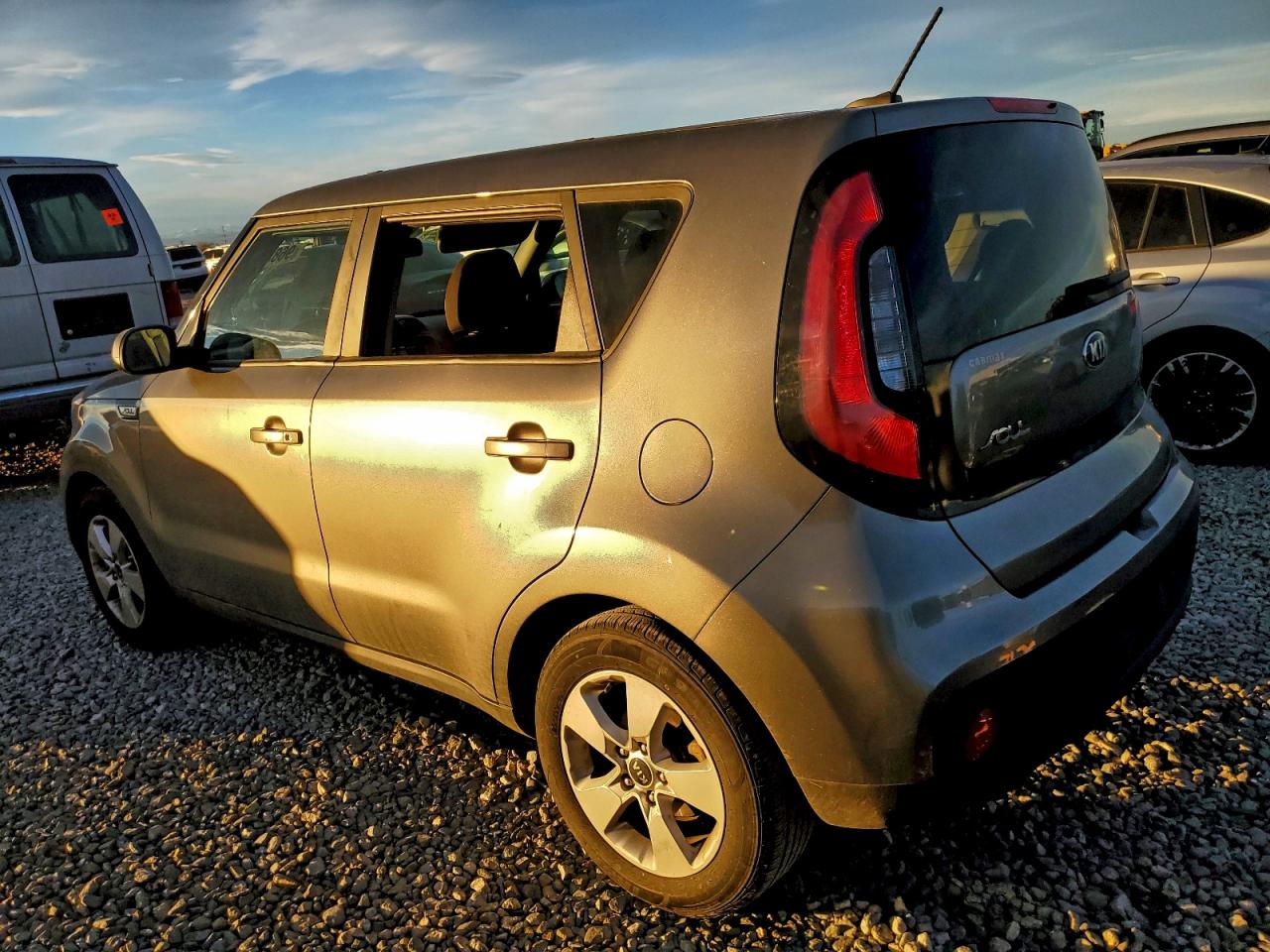 Kia Soul Image 2