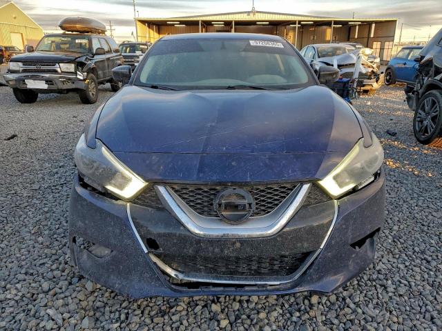 Nissan Maxima 3.5s Image 4