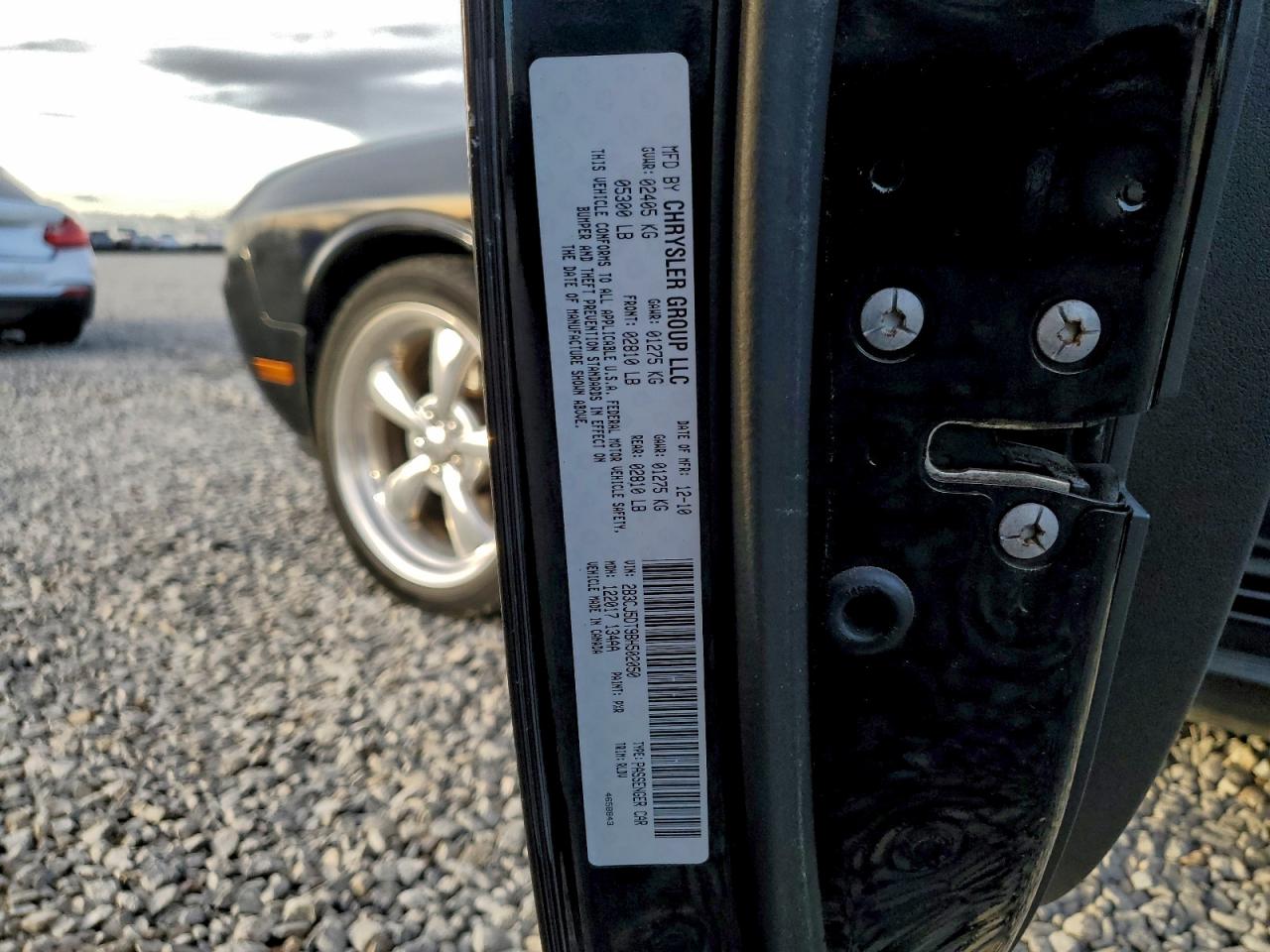 Dodge Challenger R/t Image 8