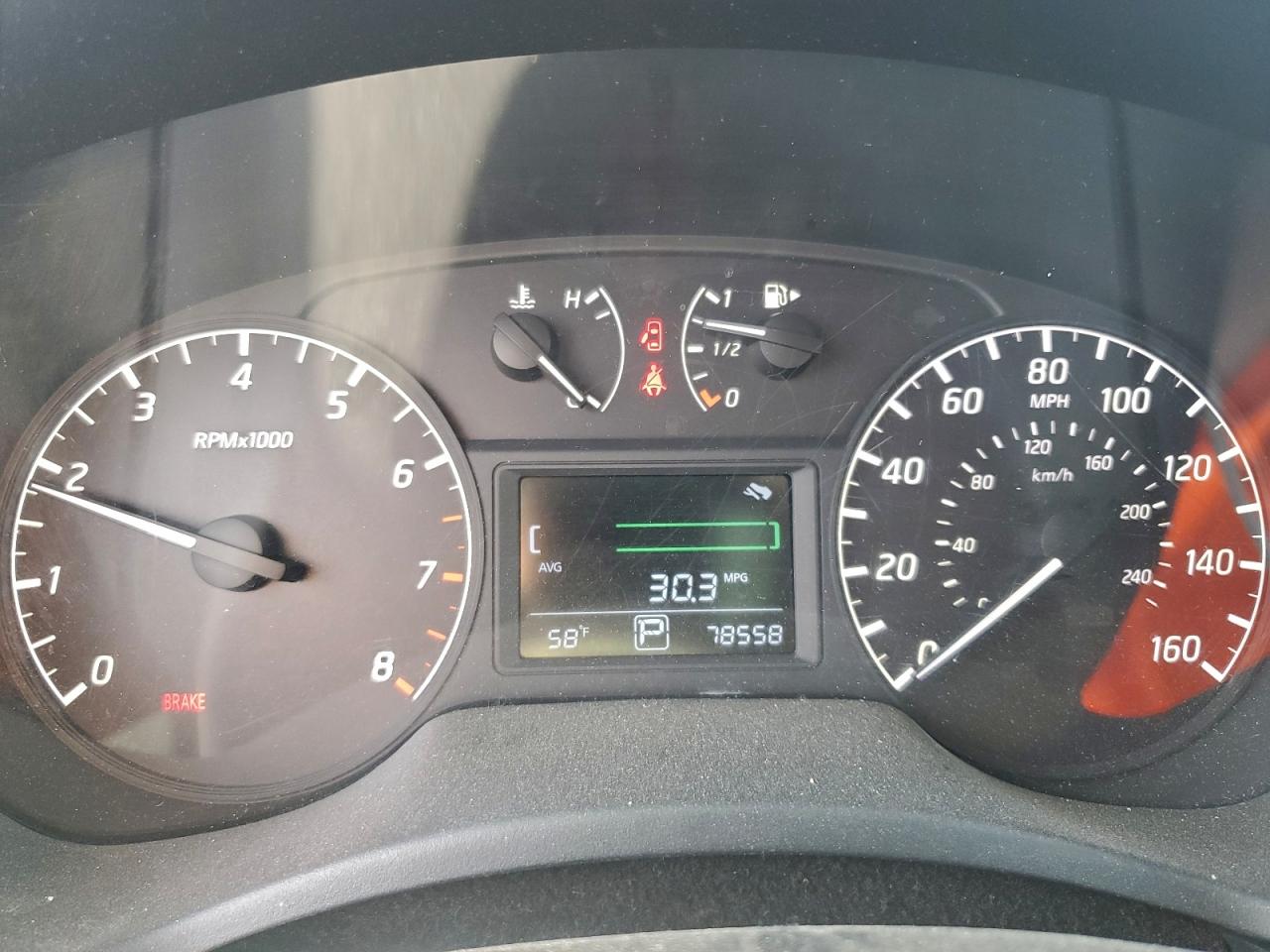 Nissan Sentra S Image 10