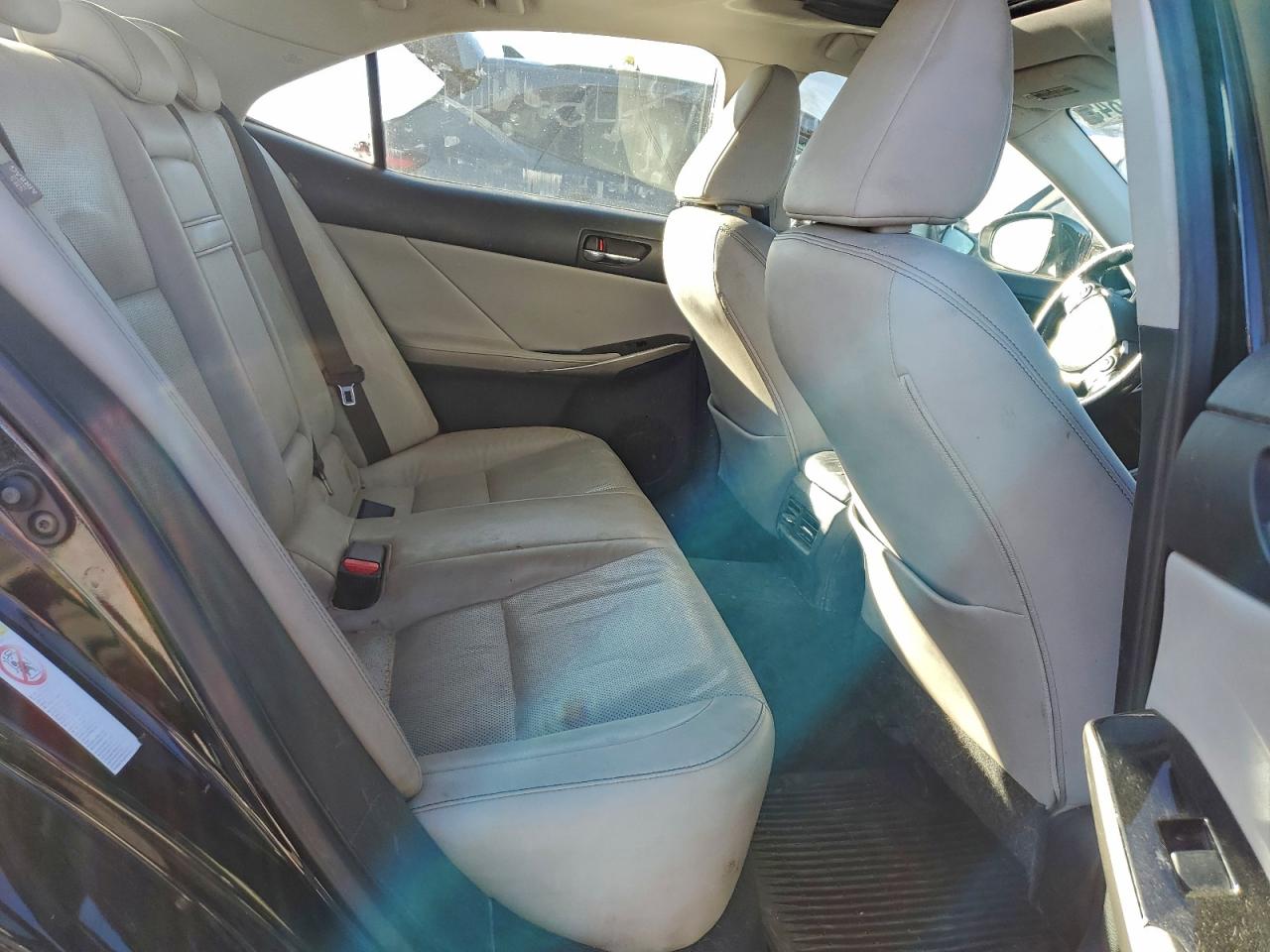 Lexus Is 250 Image 12