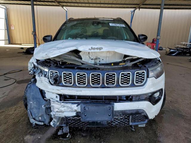 Jeep Compass Limited Image 3