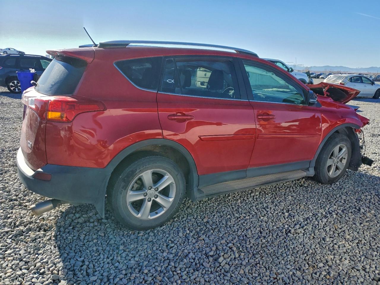 Toyota RAV4 Xle Image 3