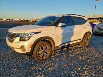  Salvage Kia Seltos