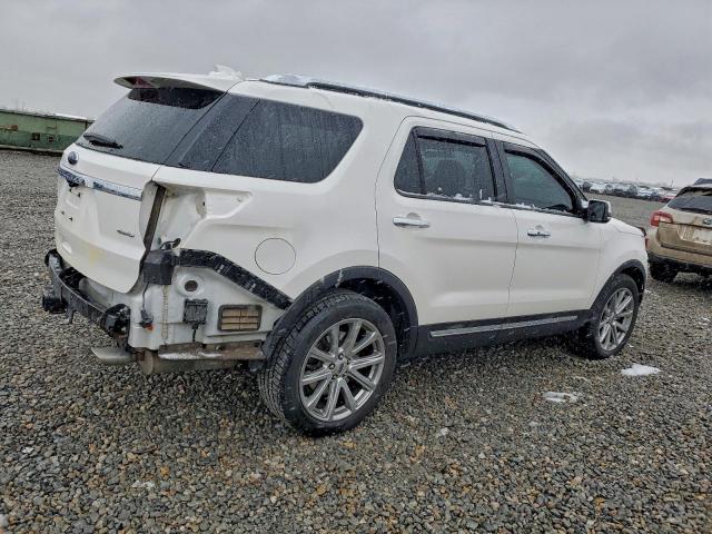 Ford Explorer Limited Image 5