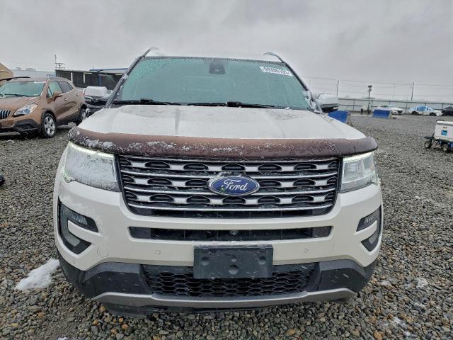 Ford Explorer Limited Image 4