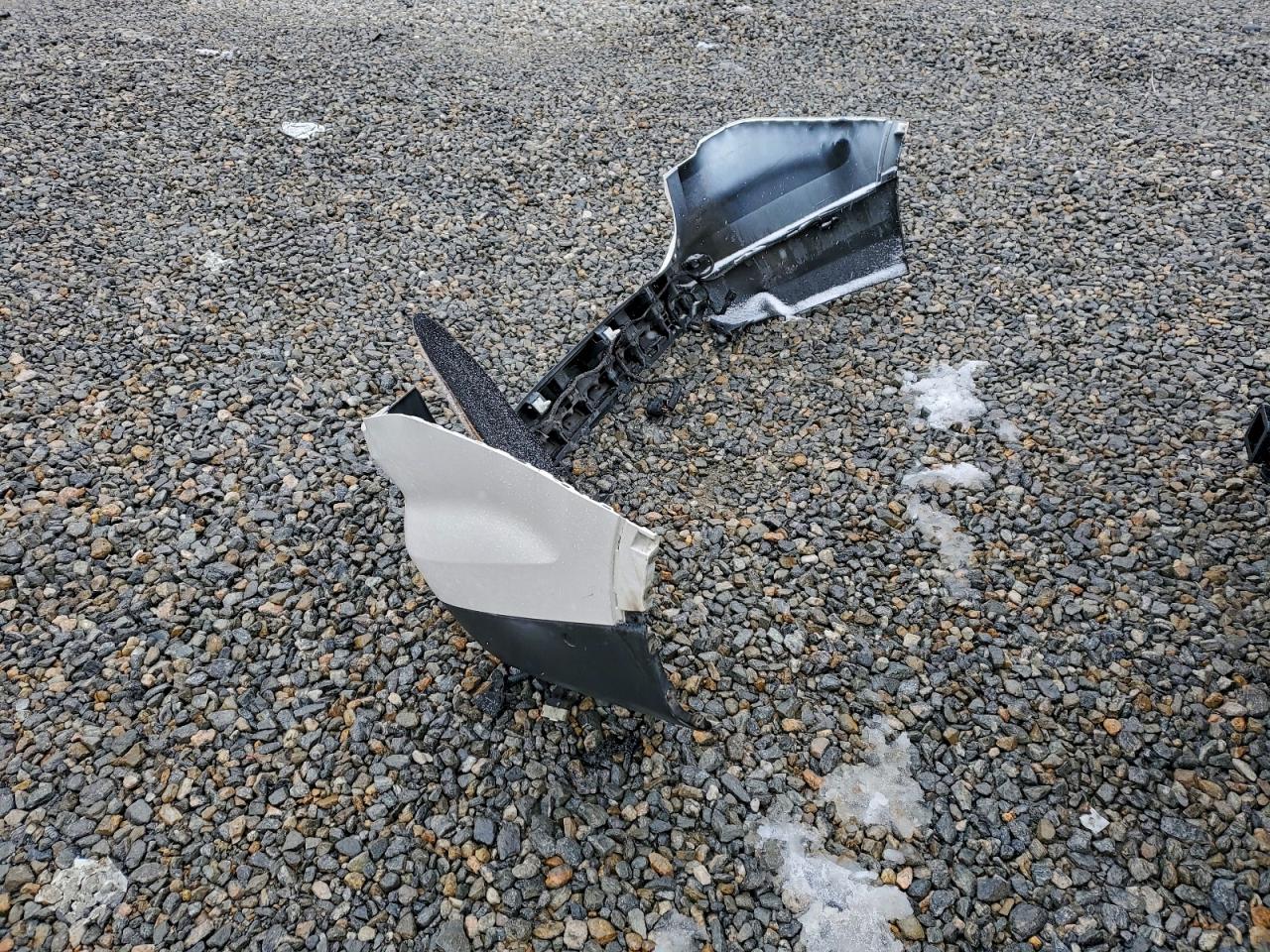 Ford Explorer Limited Image 13