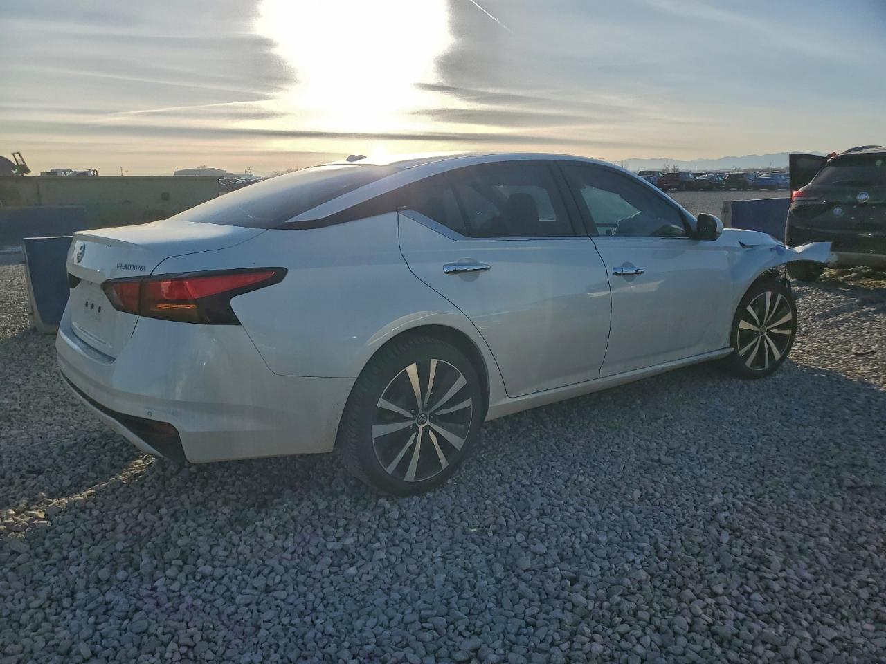 Nissan Altima Platinum Image 7