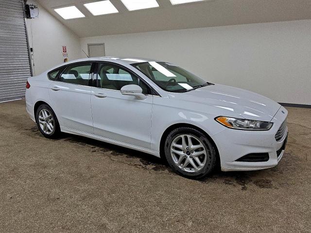 Ford Fusion Se Image 4