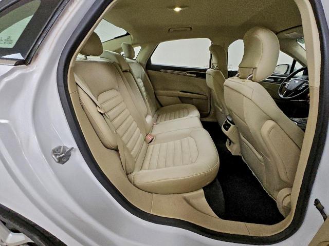 Ford Fusion Se Image 12