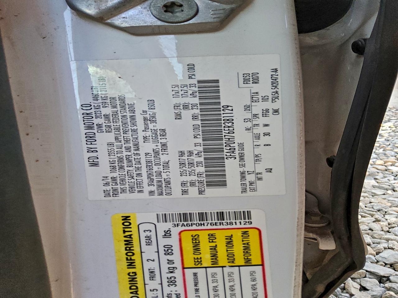 Ford Fusion Se Image 8