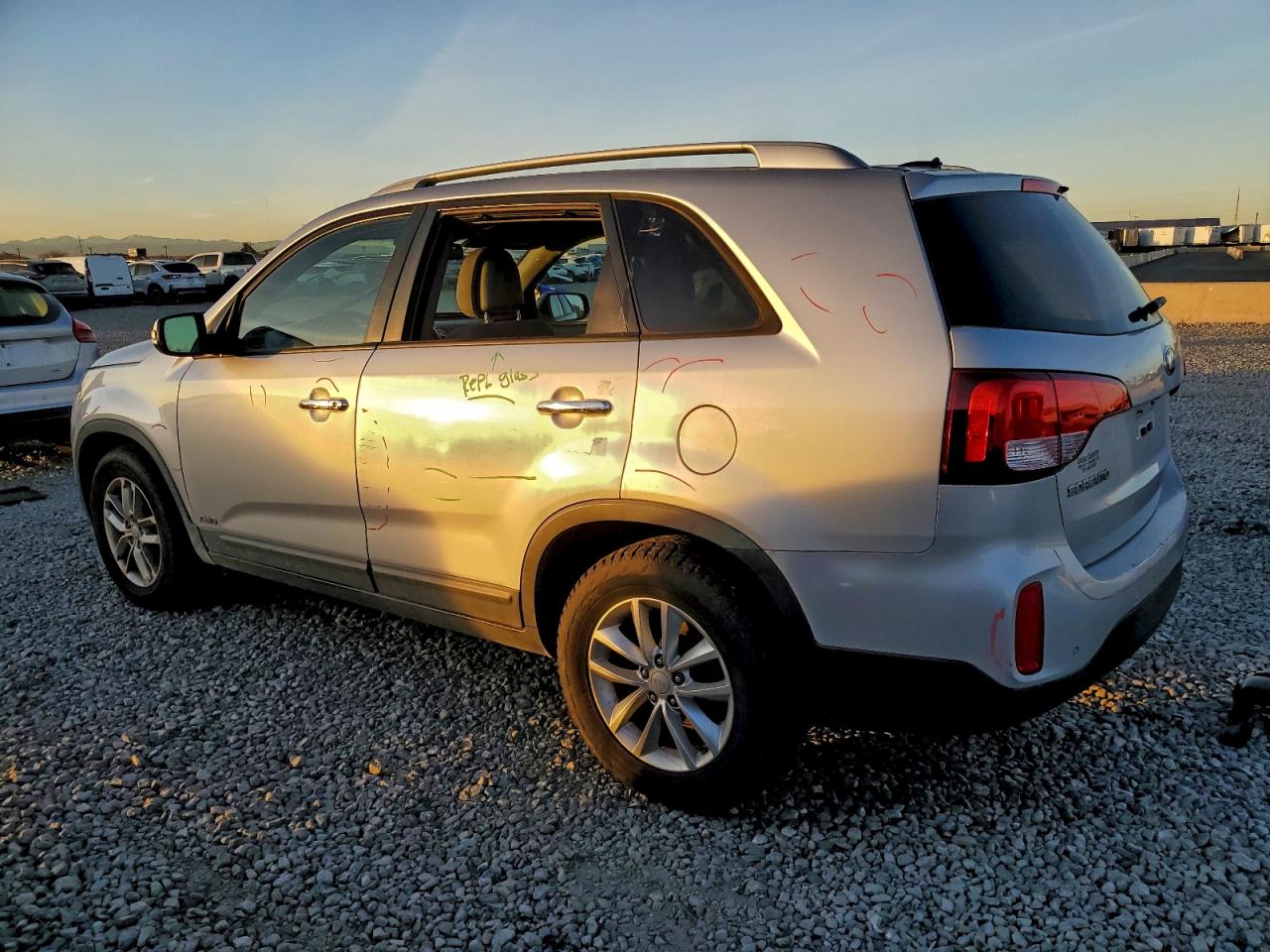 Kia Sorento Lx Image 12