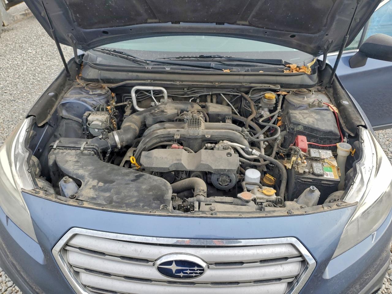 Subaru Outback 2.5i Image 10