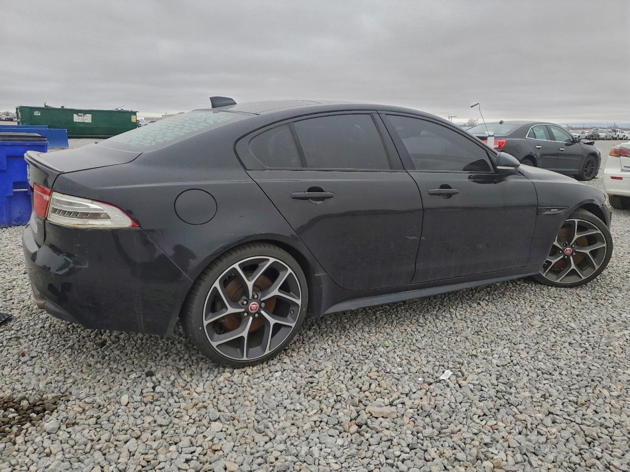 Jaguar XE R - Sport Image 3