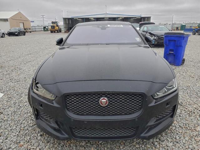 Jaguar XE R - Sport Image 2