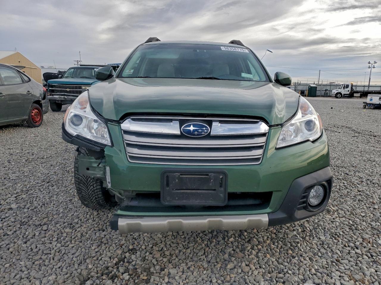 Subaru Outback 2.5i Limited Image 8