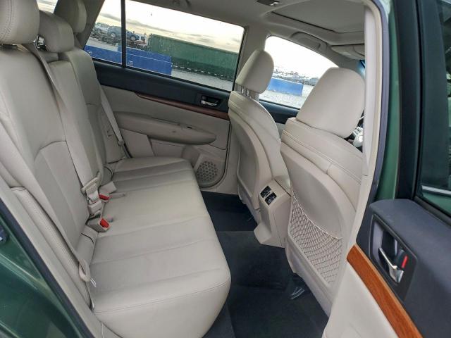 Subaru Outback 2.5i Limited Image 12