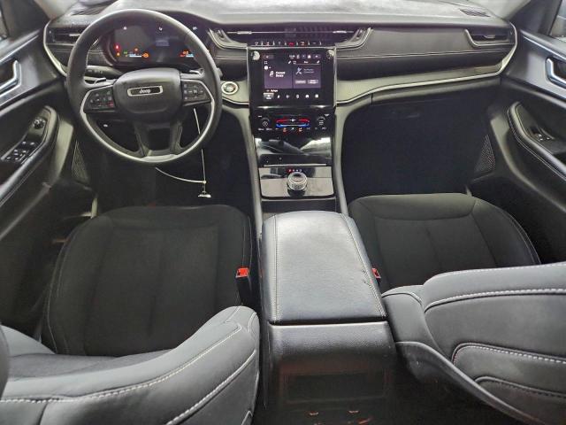 Jeep Grand Cherokee Laredo Image 4