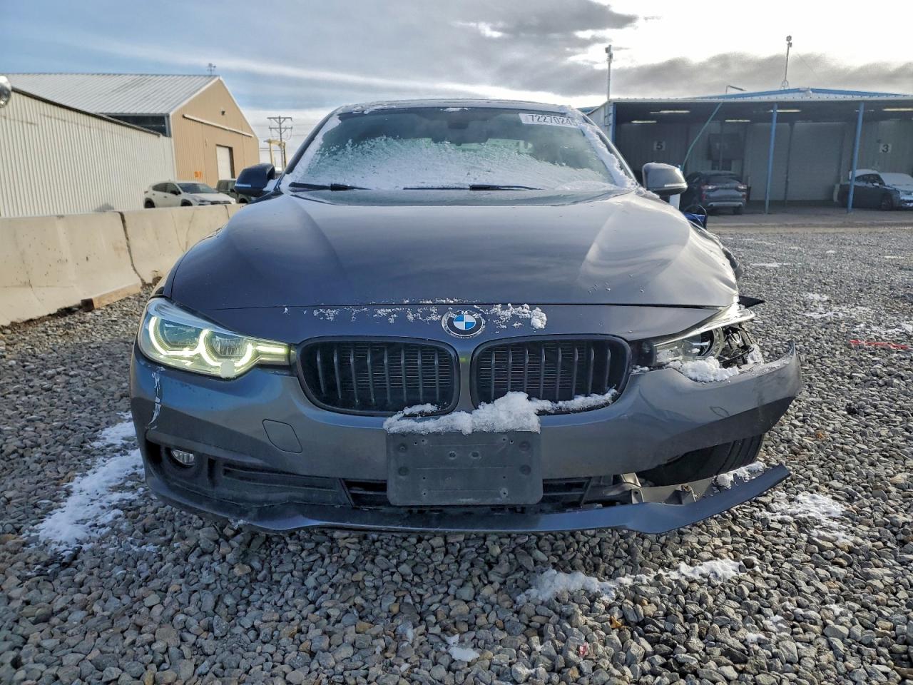 BMW 3 Series Xi Image 2