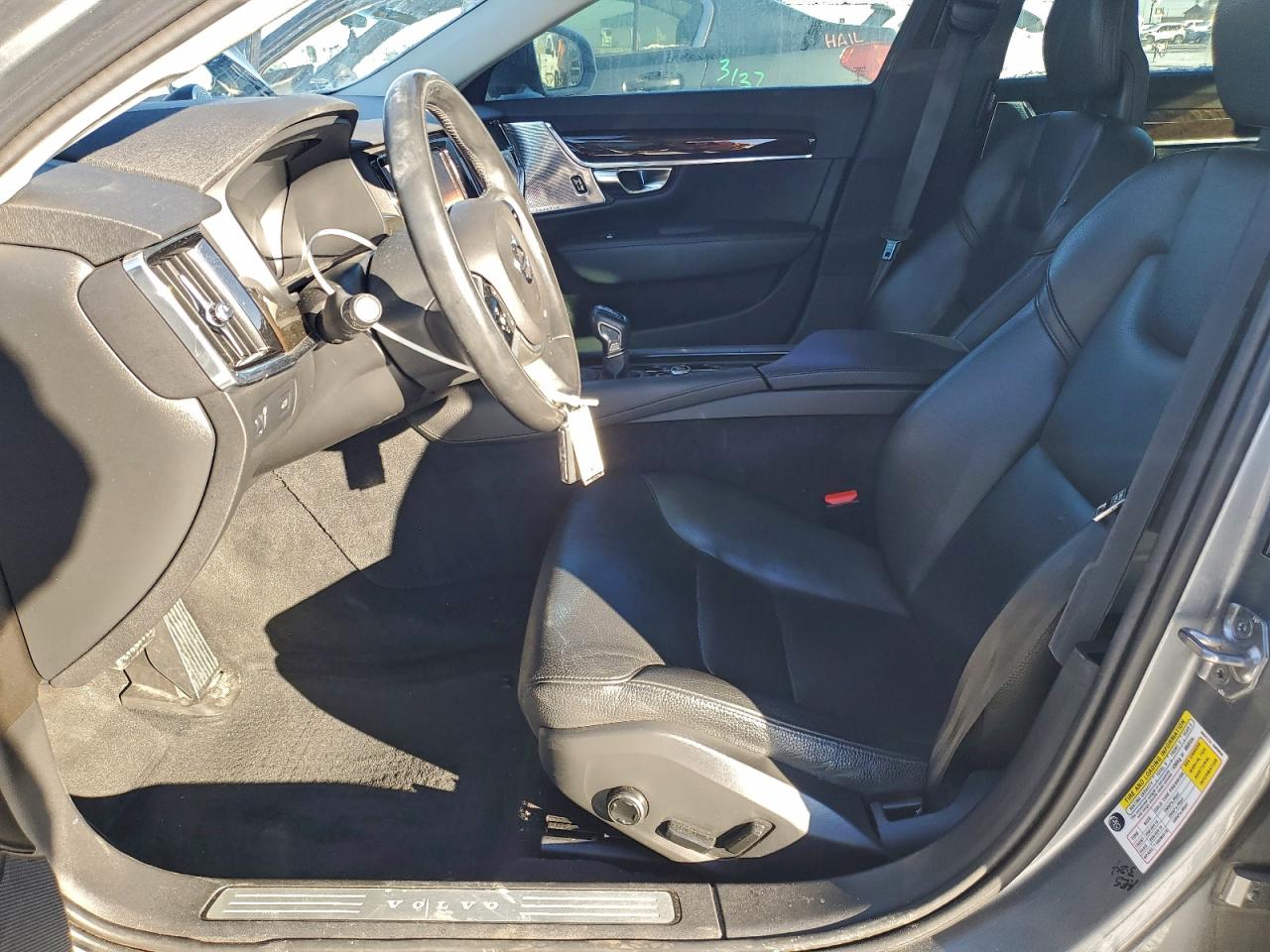 Volvo S90 T6 Momentum Image 3