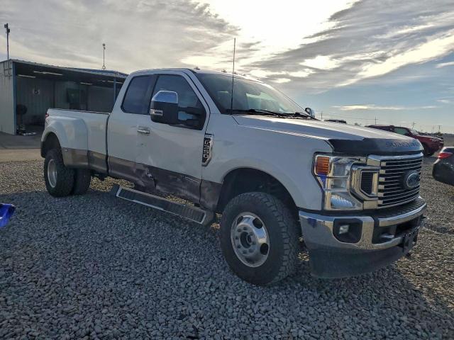 Ford F-350 Super Duty Image 4