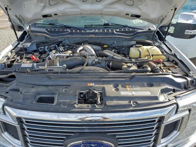 Ford F-350 Super Duty Image 9