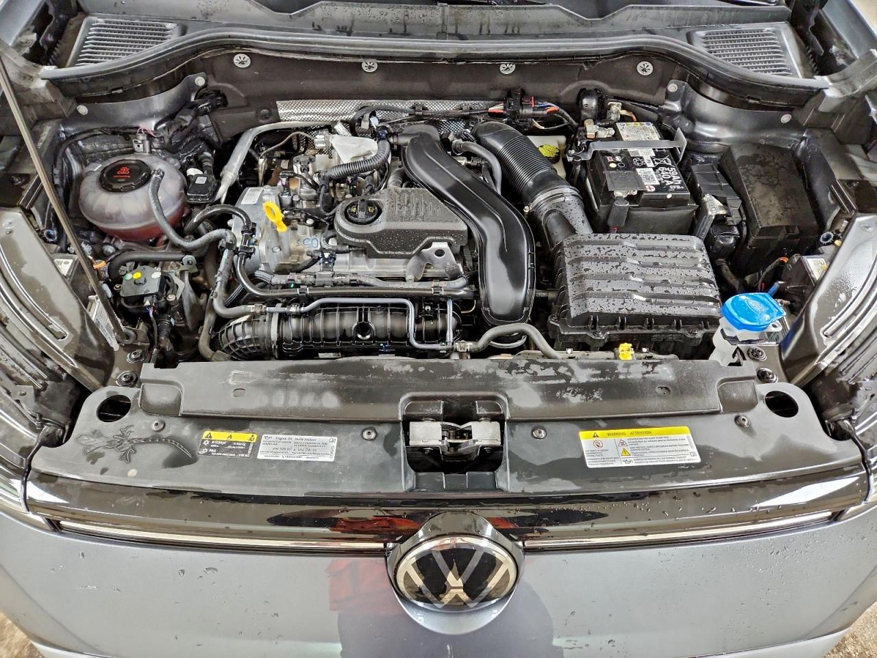 Volkswagen Taos S Image 5