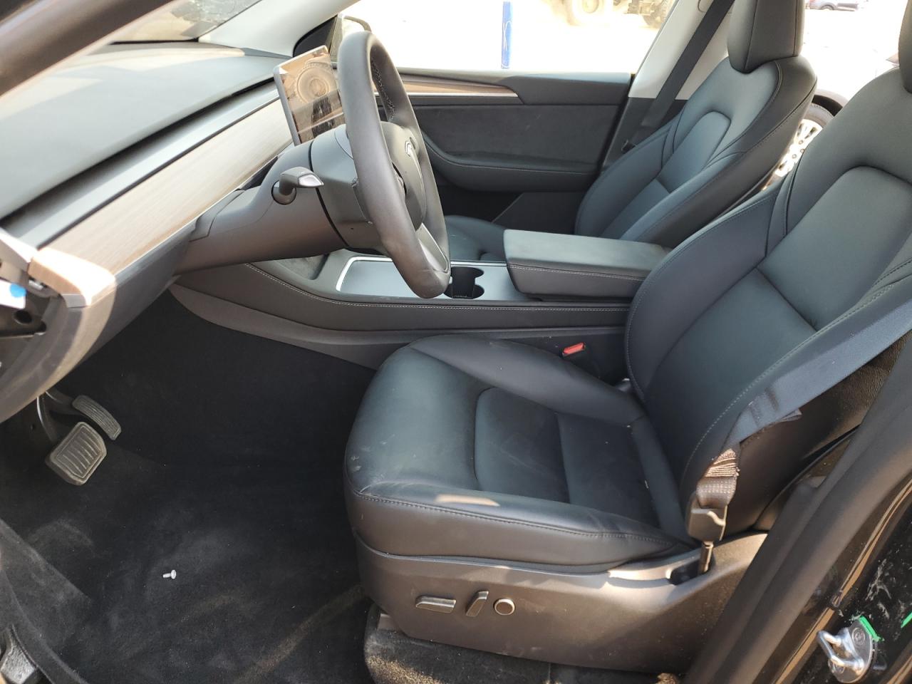 Tesla Model Y Image 6