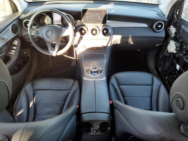 Mercedes-Benz GLC 300 Image 12
