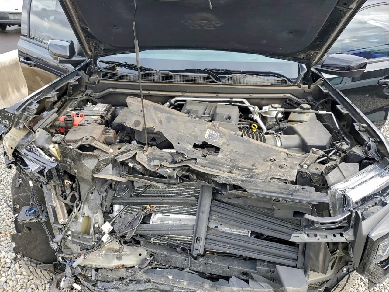 GMC Canyon At4 Image 9