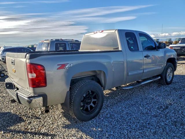 Chevrolet Silverado K1500 Lt Image 3