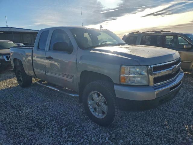 Chevrolet Silverado K1500 Lt Image 2