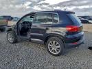 Volkswagen Tiguan S Image 14