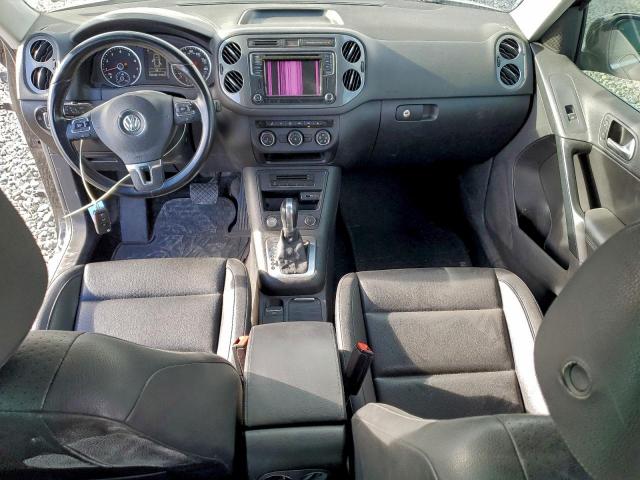 Volkswagen Tiguan S Image 4