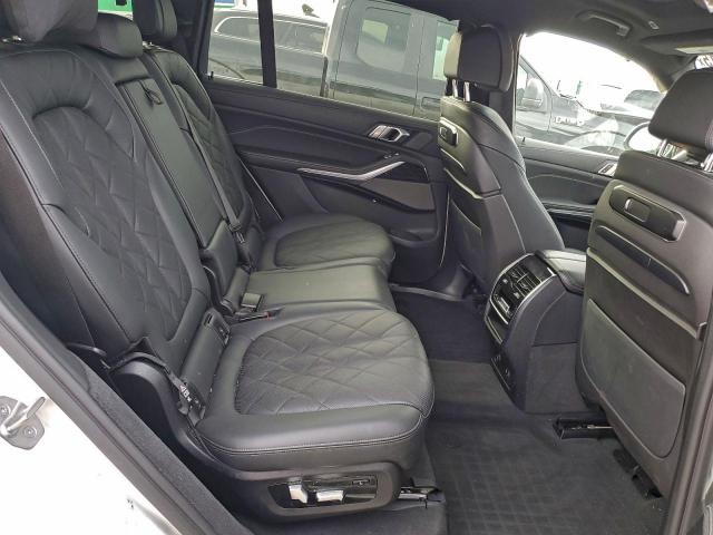 BMW X Series Xdrive40i Image 12