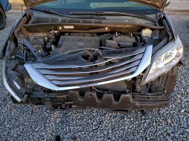 Toyota Sienna Xle Image 14