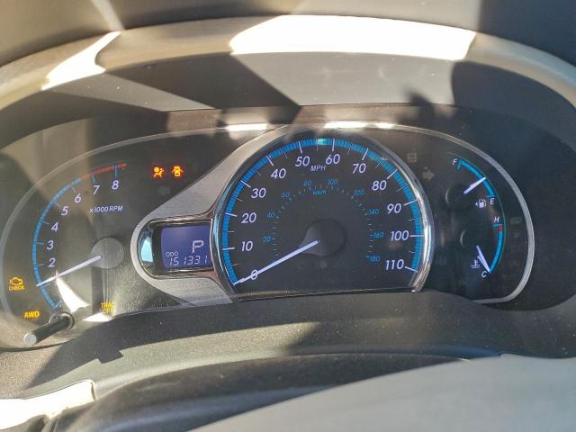Toyota Sienna Xle Image 3