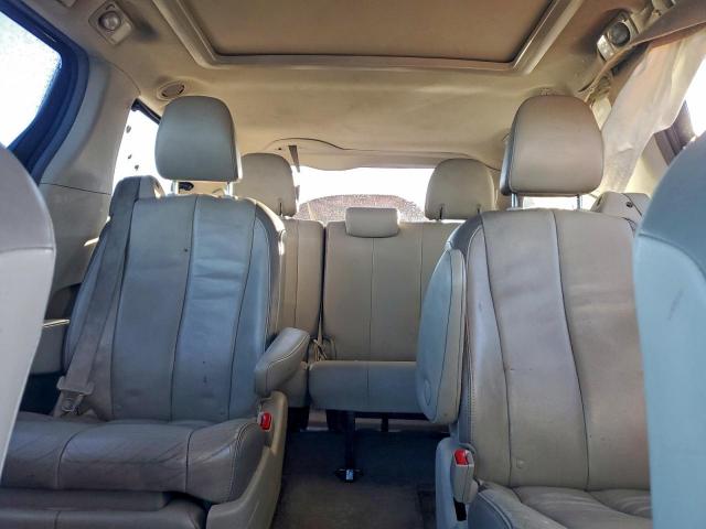 Toyota Sienna Xle Image 6