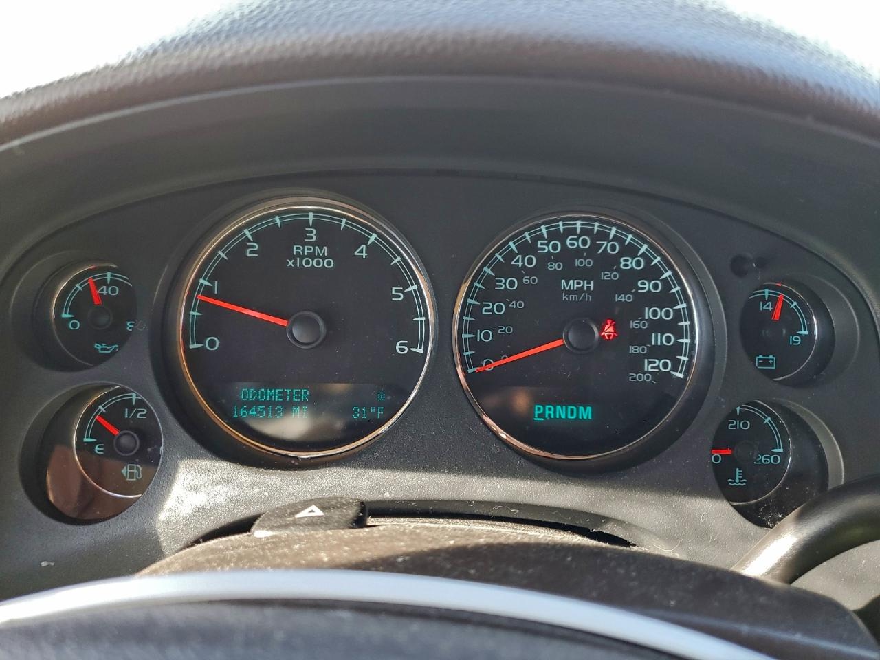 GMC Yukon Denali Image 8