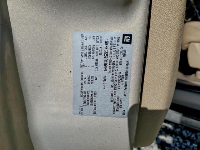 GMC Yukon Denali Image 12