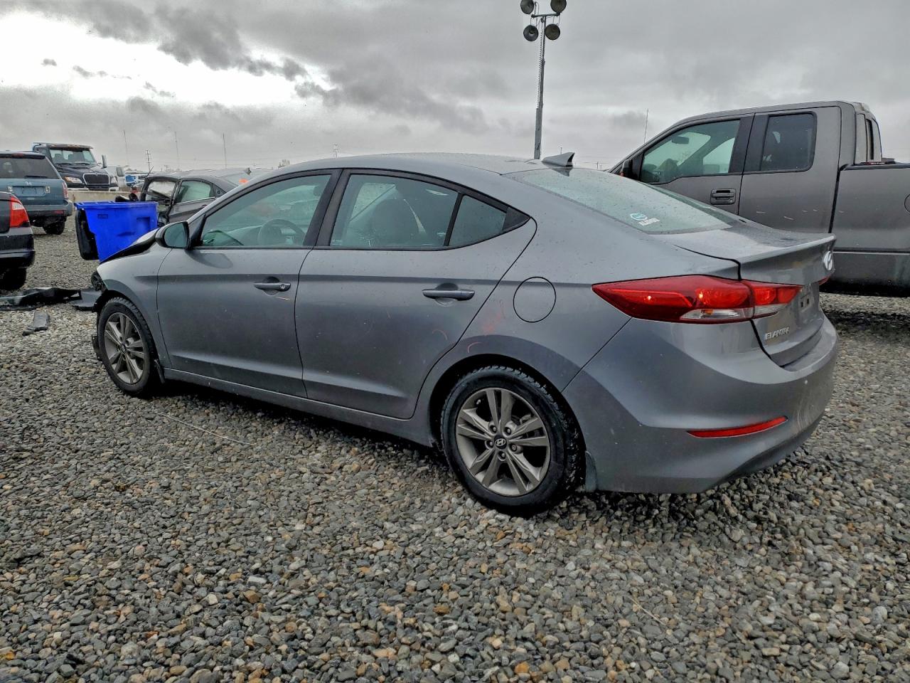 Hyundai ELANTRA Sel Image 4