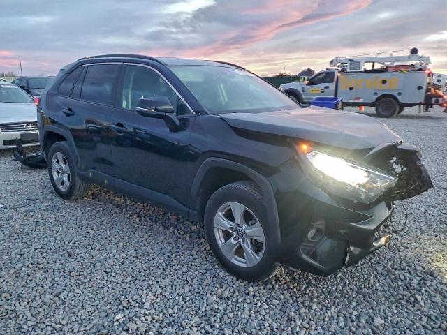 Toyota RAV4 Xle Image 10